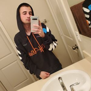 Meet your Posher, Sam